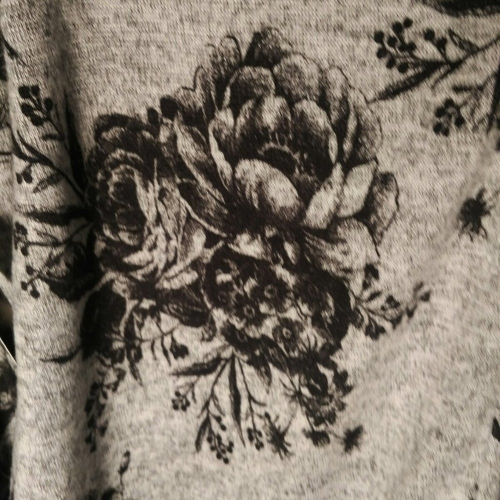 Trixxi Dress, Grey w/ Black Flowers, Small - CLOSET CLEAN OUT SALE!!! - Picture 4 of 5